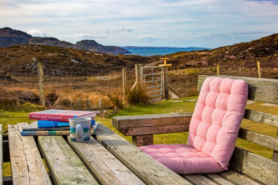 Kirkaig Lodge Lochinver Exterior photo